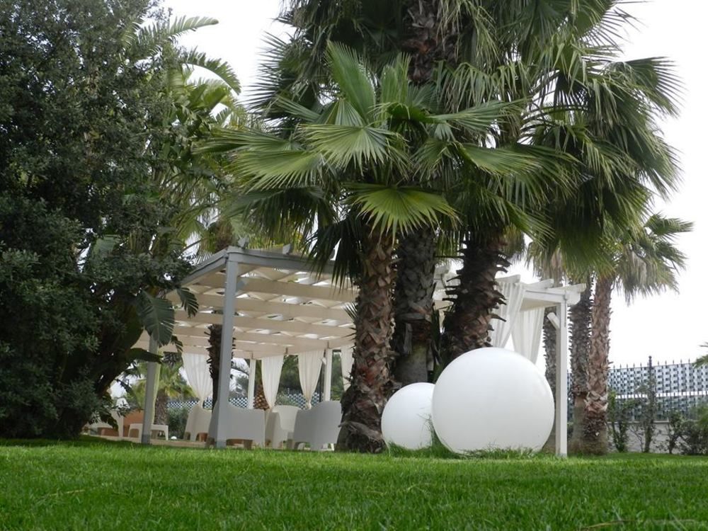 ג'ובינאצו Hotel Lafayette מראה חיצוני תמונה